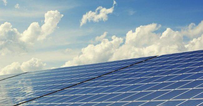 Energia fotovoltaica é 29% mais competitiva do que a alternativa fóssil mais barata